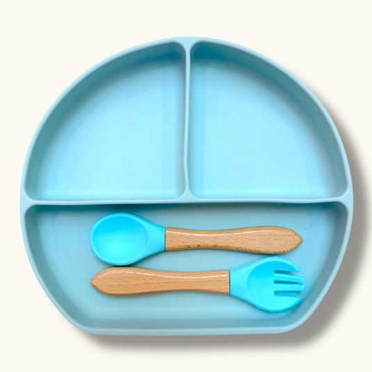 PLATO DE SILICONA CON CUBIERTOS