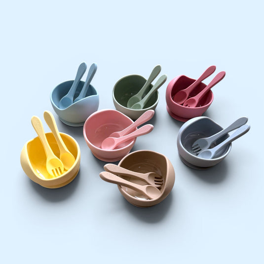 BOWL DE SILICONA CON CUBIERTOS